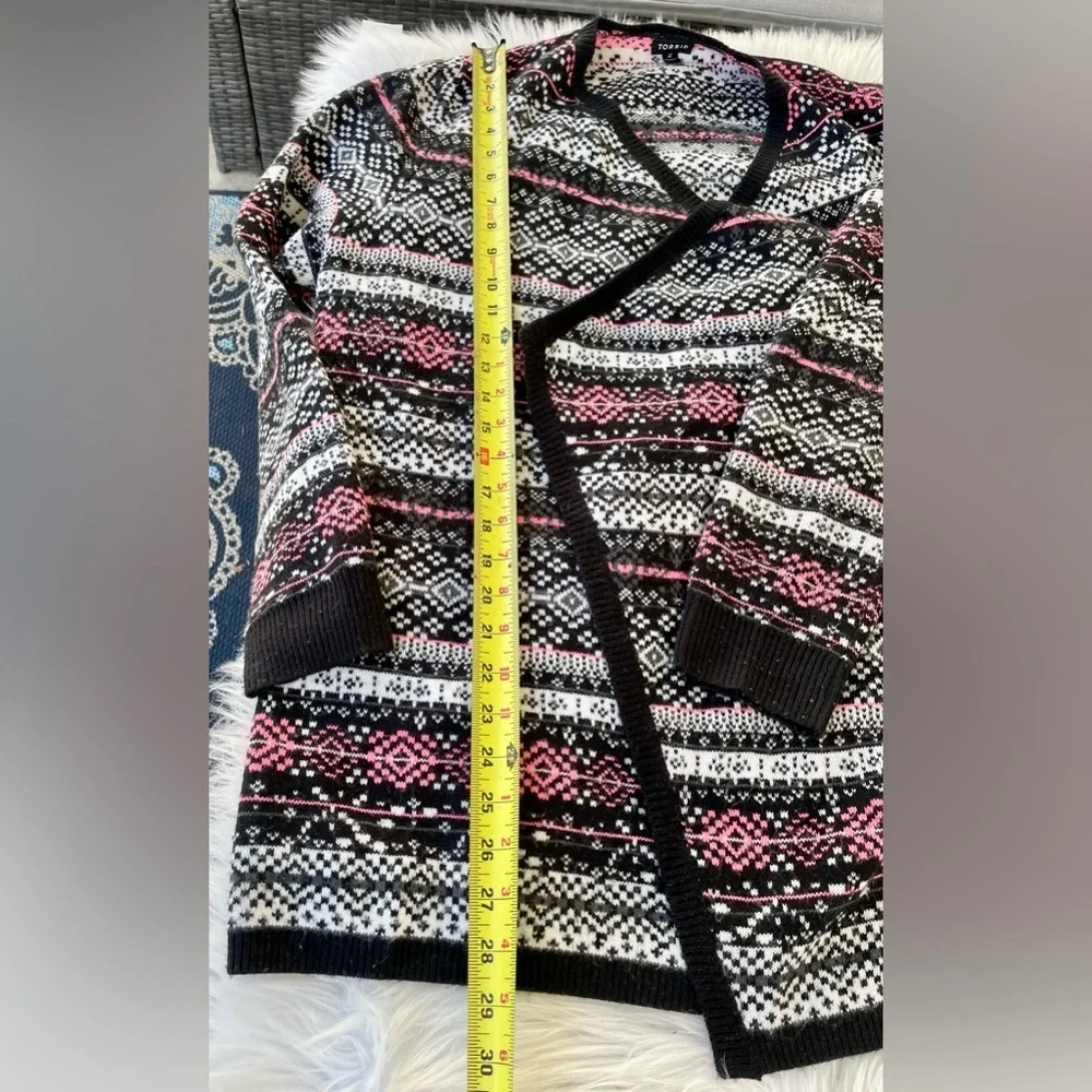 Torrid - Fair Isle Black Pink Open Front Drape Cardigan Sweater - Size 2 / 2X - Picture 4 of 8
